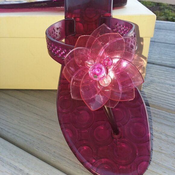 Almost New! Coach pink petunia sandals size 8 - Picture 3 of 5